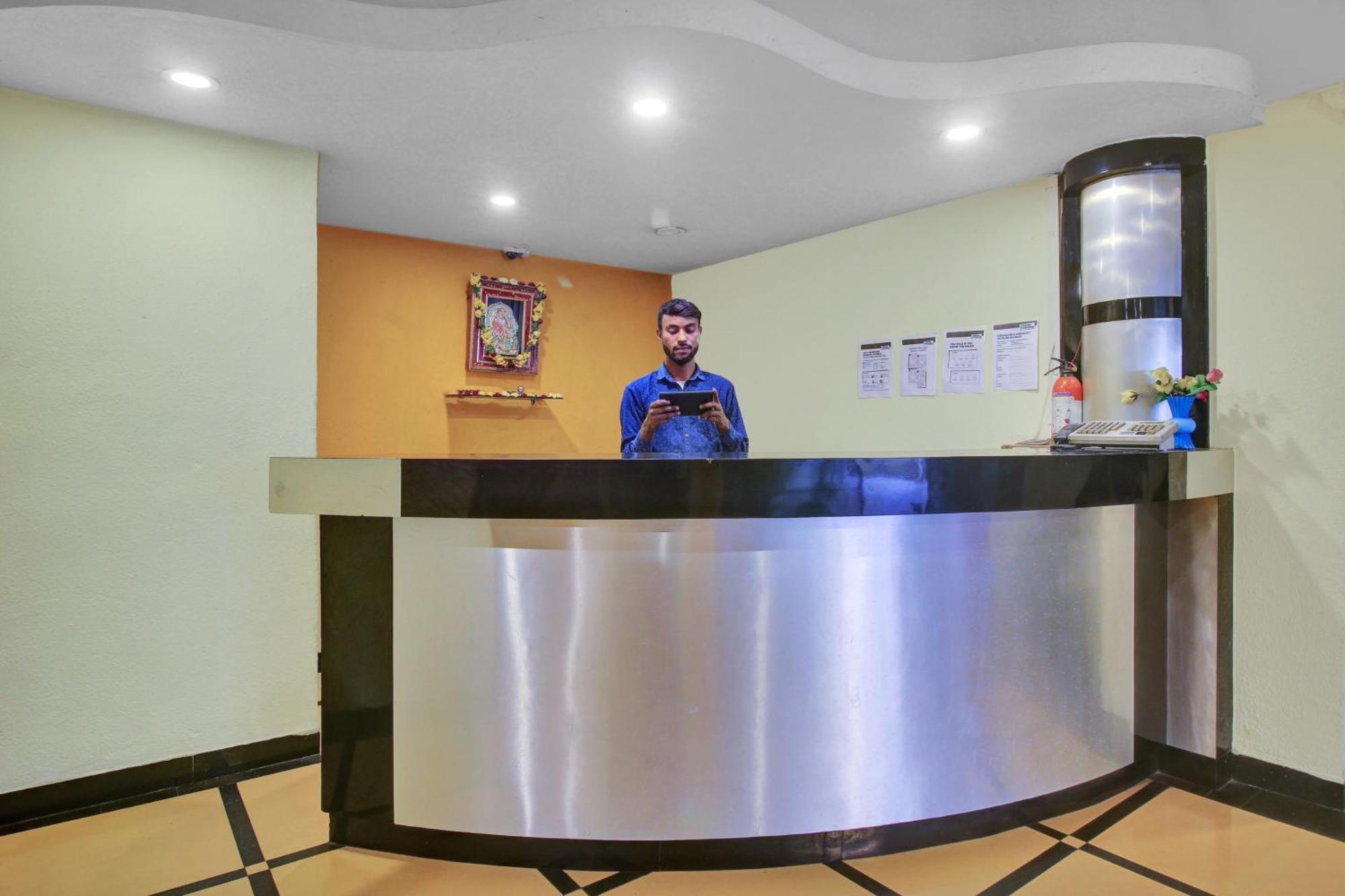 Hotel O Happy Rooms Hyderabad Esterno foto