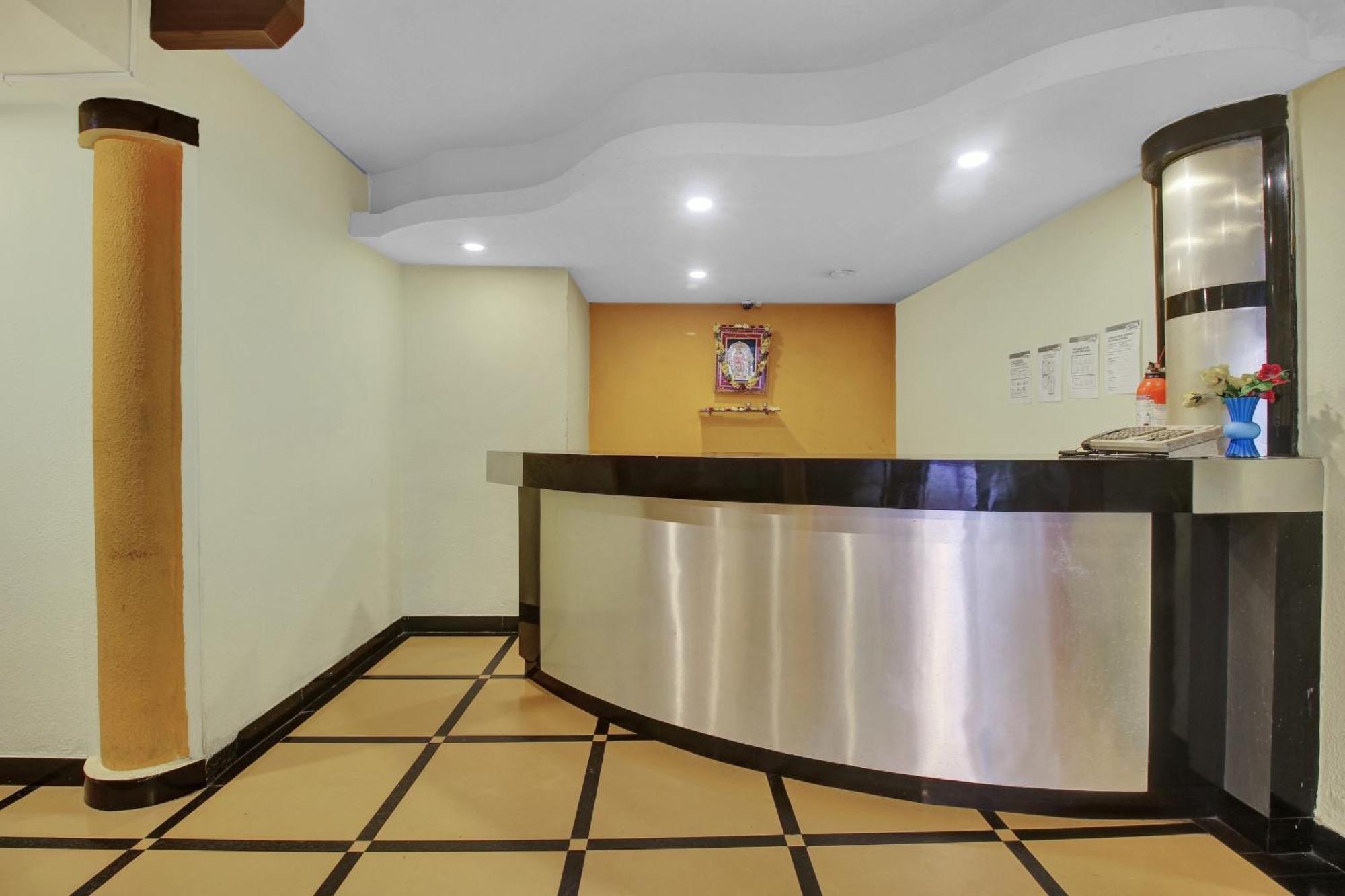 Hotel O Happy Rooms Hyderabad Esterno foto